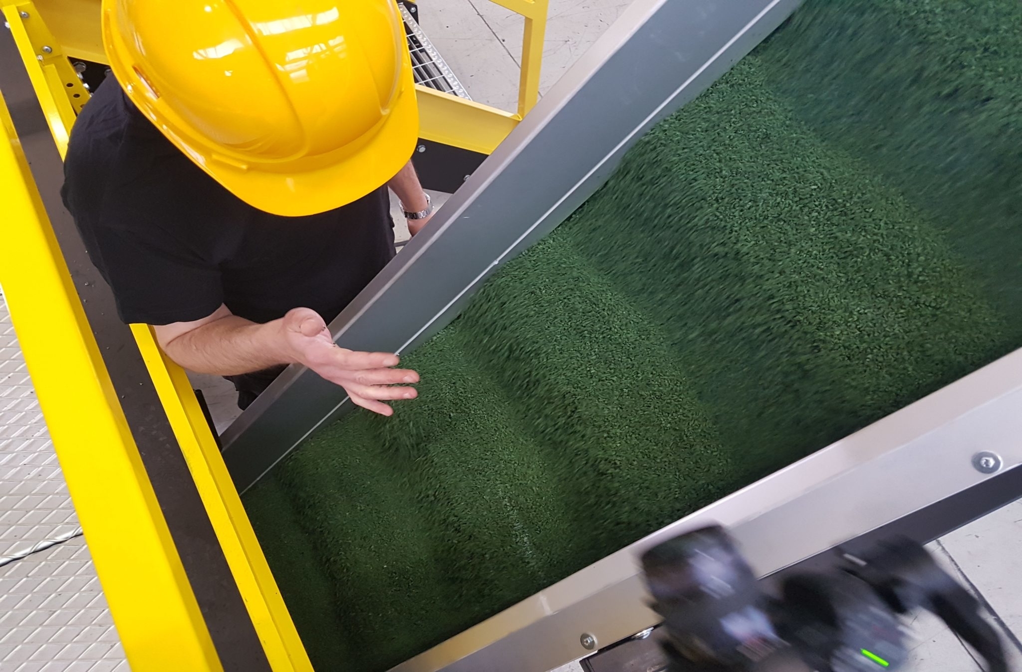IRIS-Conveyer.jpg